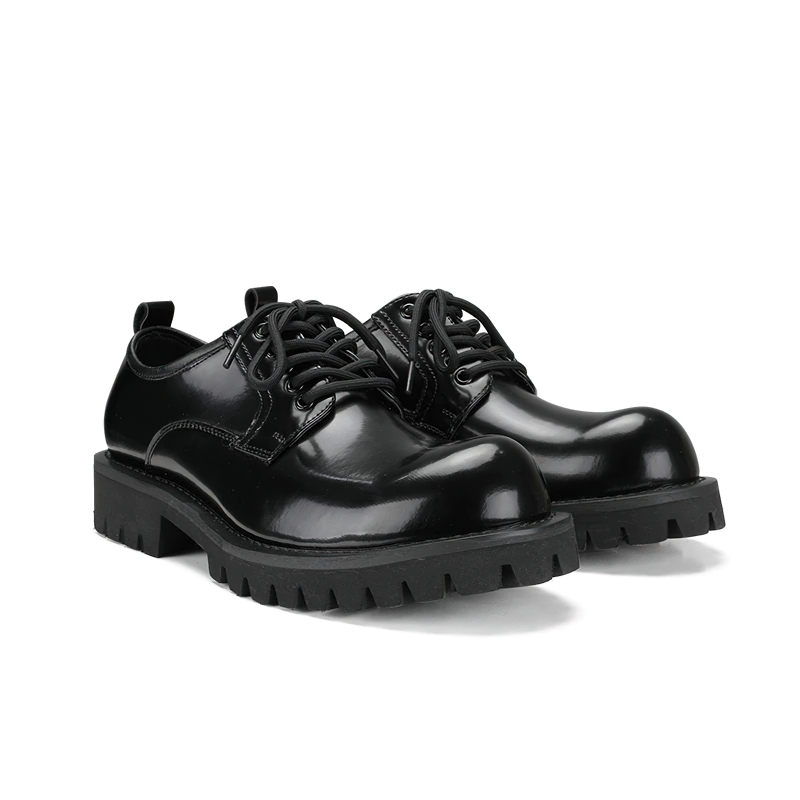 Stylish black casual men's leather shoes with thick platforms, perfect for elevating any outfit.