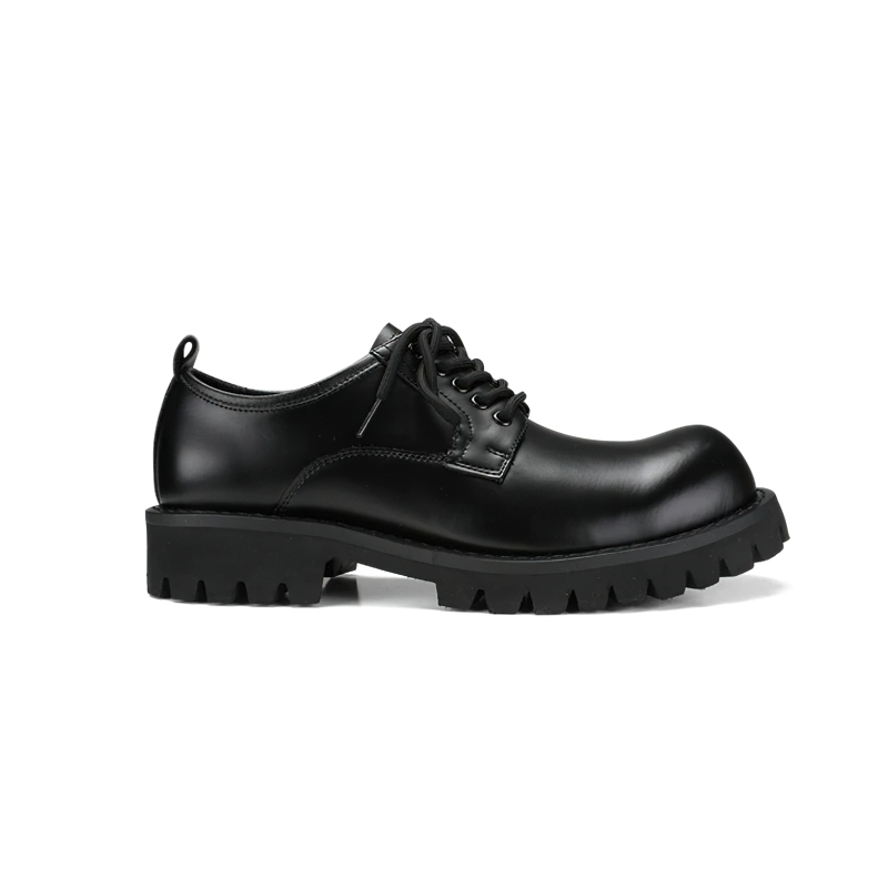 Stylish black casual men's leather shoes with chunky soles, perfect for elevating any outfit.