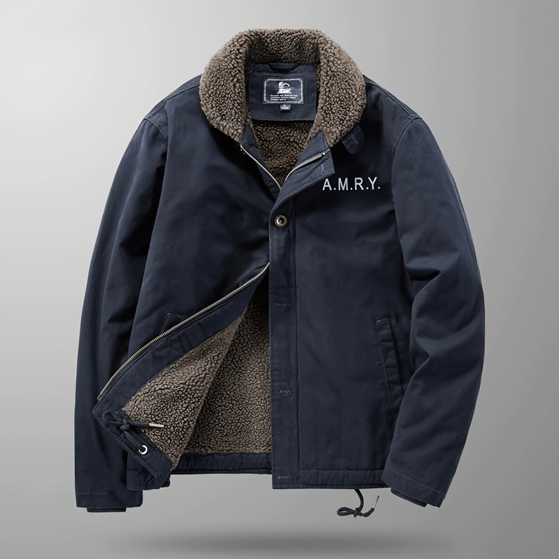 Casual military jacket with fur collar, windproof, stylish and warm, perfect for your casual wardrobe.