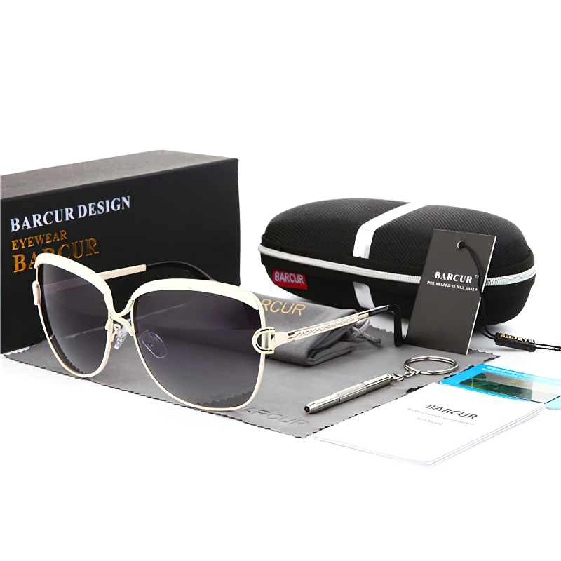 Casual polarized sunglasses for women in stylish design, featuring a round gradient lens and complete with accessories.