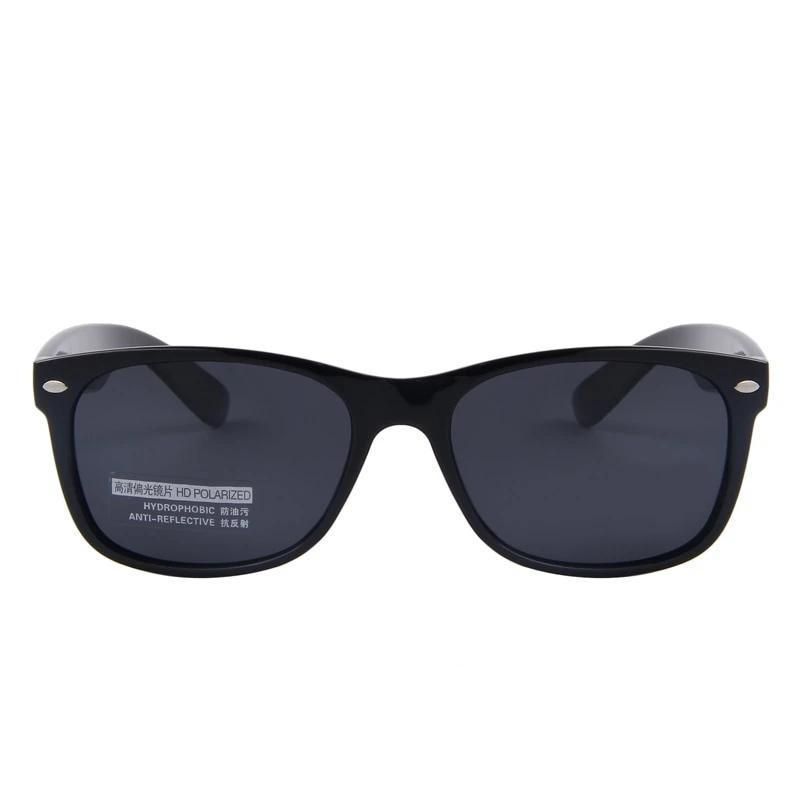 Classic retro polarized sunglasses with black frames and dark lenses, perfect for bold styles and UV protection.