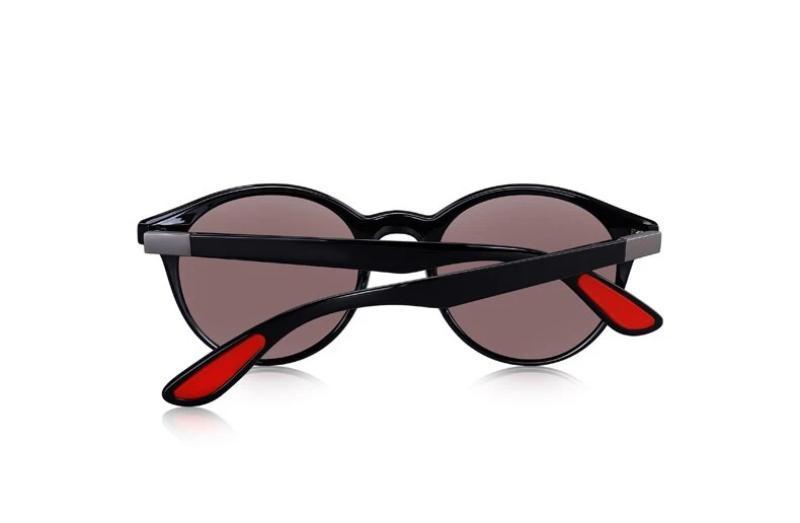 Classic retro polarized sunglasses with UV400 protection and TR90 legs in black and red oval frame.