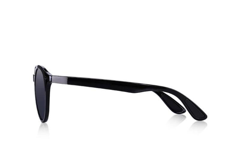 Classic retro polarized sunglasses with UV400 protection, lightweight TR90 legs, and stylish oval frame design.