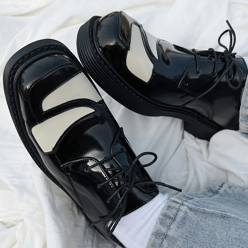 Men's black and white square toe Derby shoes, retro style, elegantly designed for classic fashion.