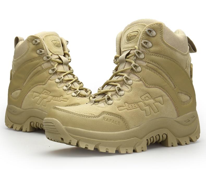 Men's tactical military boots in tan, ideal for winter weather and outdoor activities.