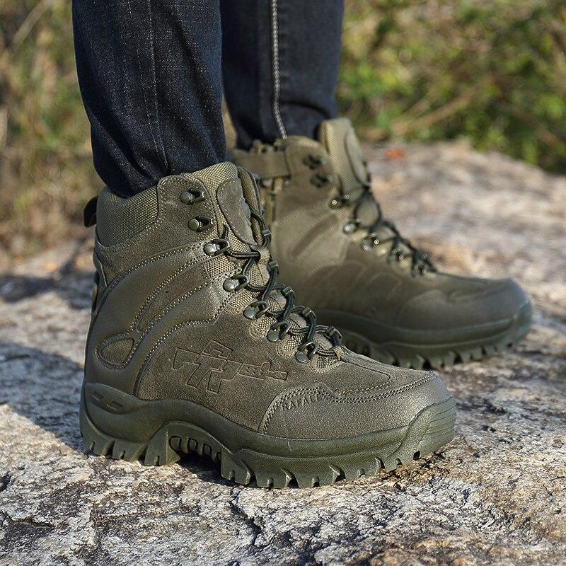 Men's tactical military combat boots in olive green, perfect for winter and outdoor activities.