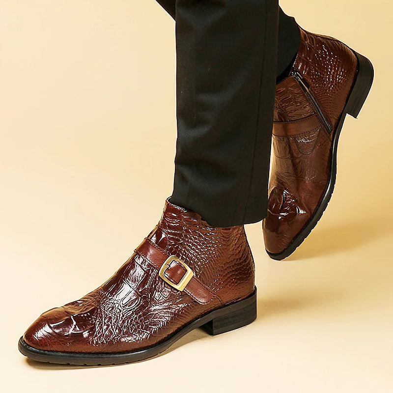 Stylish brown lace-up men’s winter boots in genuine leather with buckle detail, perfect for casual outfits.