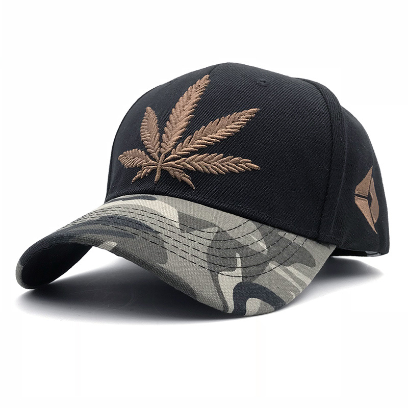 Unisex adjustable black sports hat with camouflage brim and intricate leaf embroidery, perfect for casual outings.