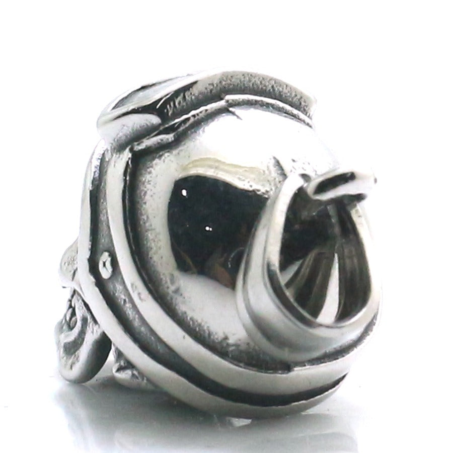 Stainless steel skull pendant with pilot's glasses, perfect for gothic and rock fashion enthusiasts.