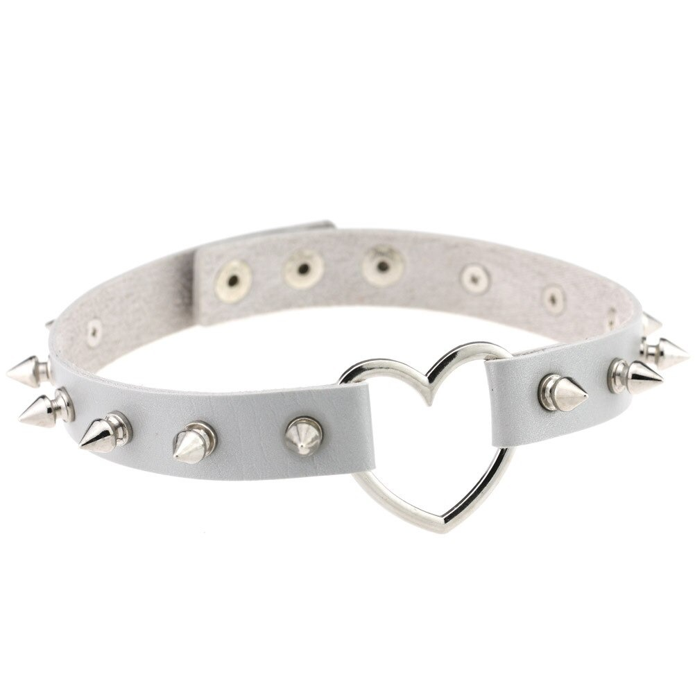 Cool PU leather choker with spikes and heart-shaped zinc alloy connection for gothic style outfits.