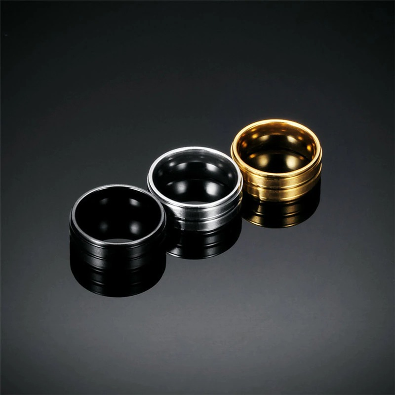 Cool stainless steel unisex rings in black, silver, and gold, perfect for all styles and outfits.
