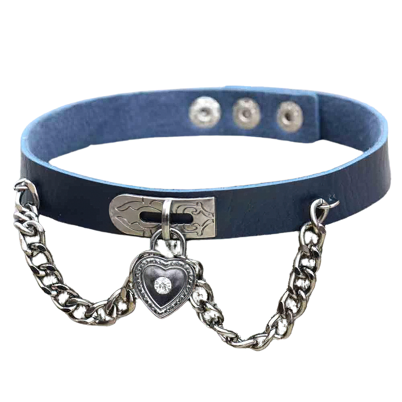 Cool vintage Gothic PU leather choker necklace with silver heart lock and chain details, perfect for edgy styles.