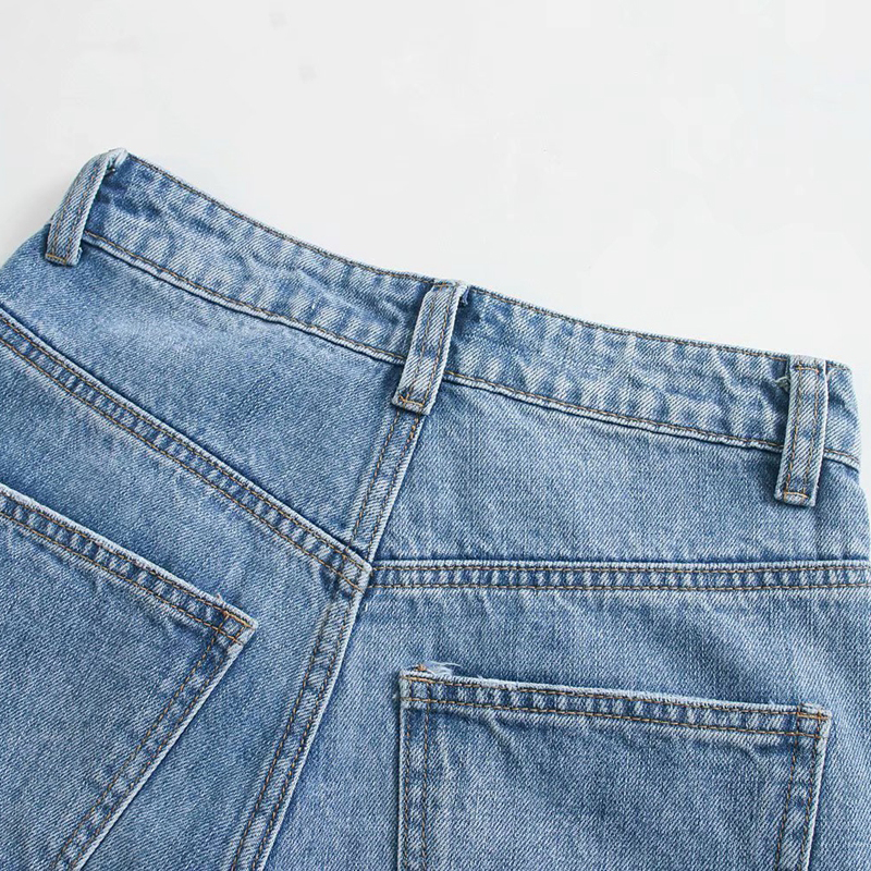 High waist back view of women's wide leg overlength jeans with pockets, showcasing trendy denim style.