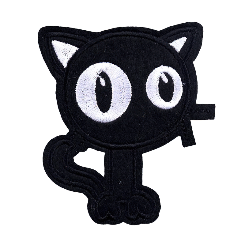 Cute black cat patch for clothing, stylish animal thermal decal, perfect for alternative fashion lovers.