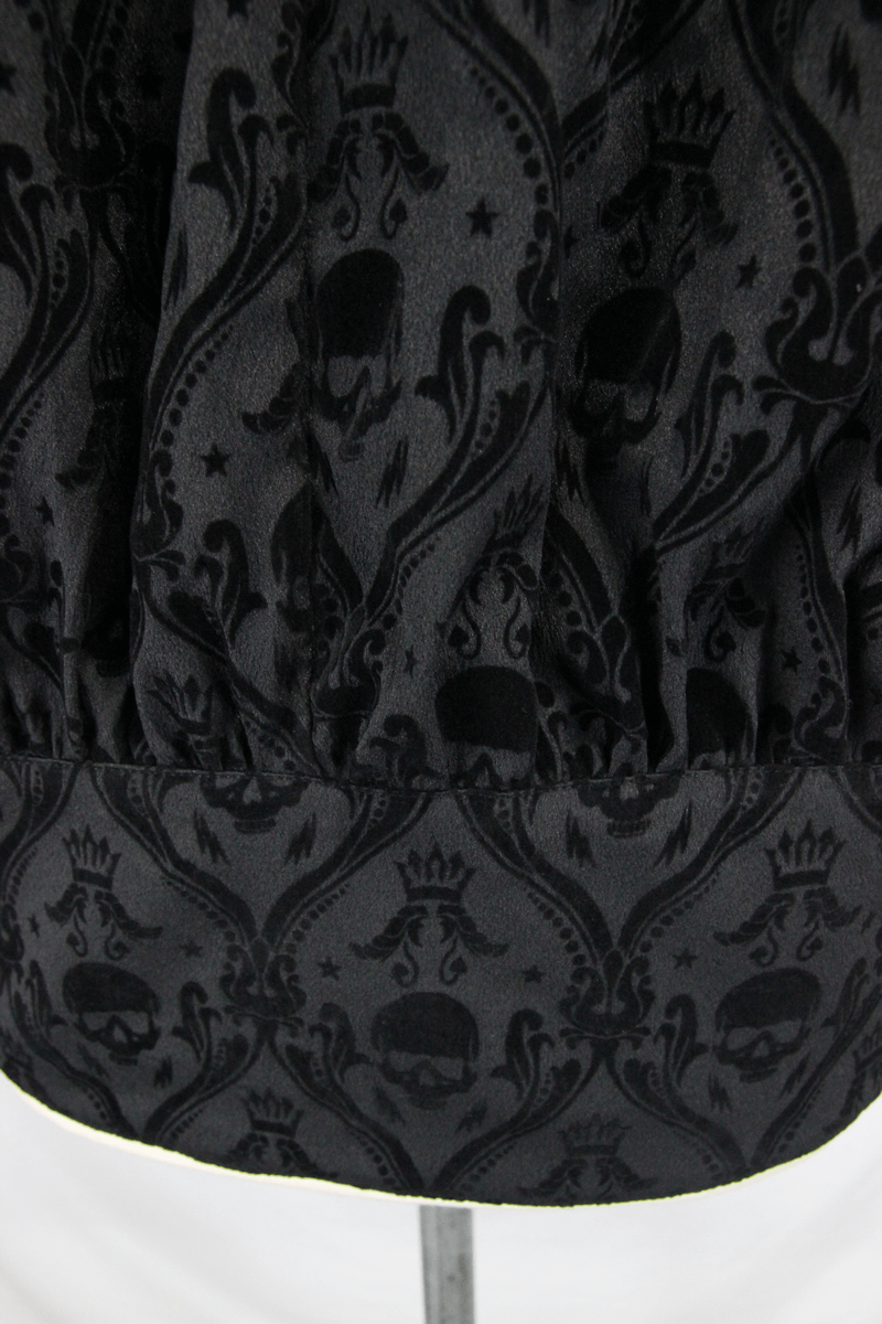 Elegant Black Gothic Skulls Patterns Shirt / Vintage Men's Shirt with Puff Sleeves & Laced Collar - HARD'N'HEAVY