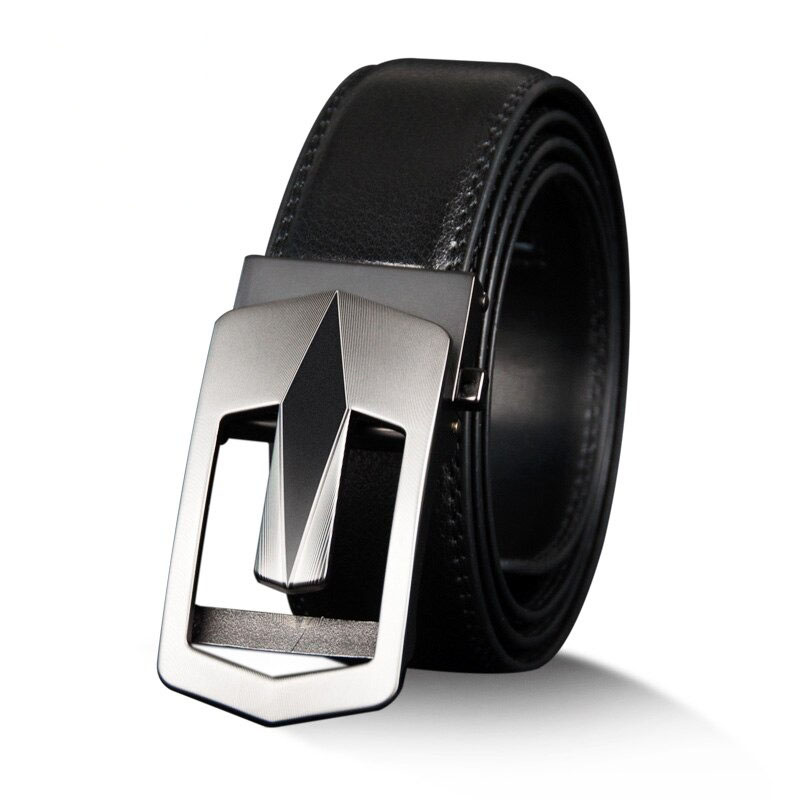 Elegant black men's leather belt with automatic alloy buckle, perfect accessory for a stylish look.
