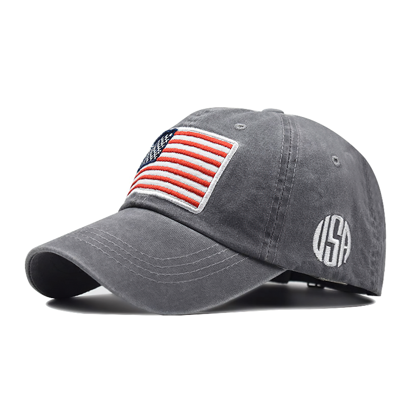 Fashion baseball cap in grey with American flag and USA logo, perfect for casual outfits and sunny days.