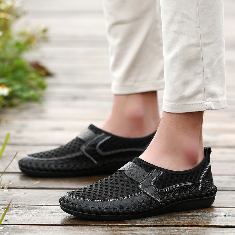 Fashionable breathable Italy loafers for men, perfect for summer casual style with comfortable mesh and rubber design.
