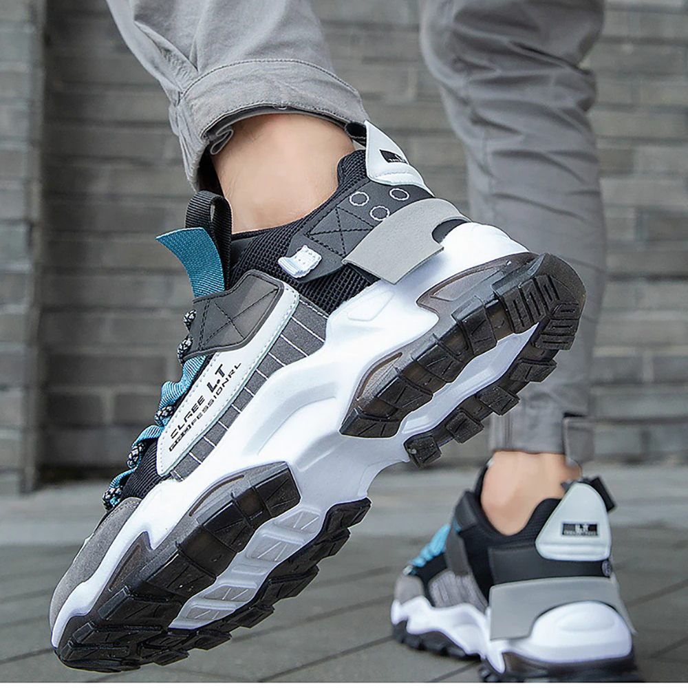 Stylish men's breathable sneakers for casual and sporty activities, featuring a flexible sole and trendy design.