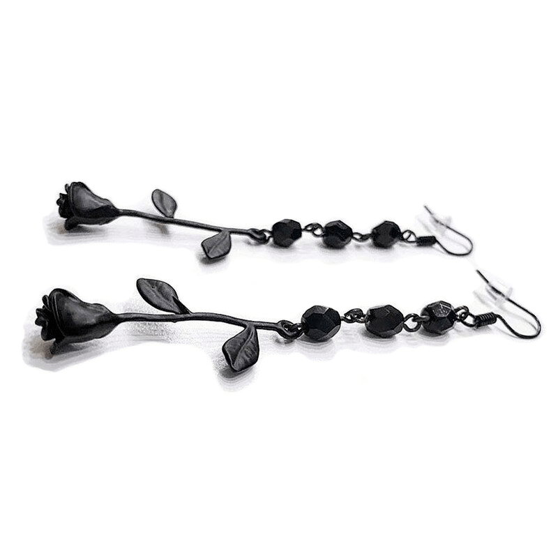 Gothic black rose beaded earrings for women, perfect for adding allure to any outfit.