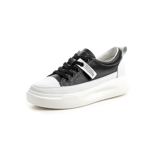 Modische Damen-Sneakers/Freizeitschuhe zum Schnüren aus echtem Leder