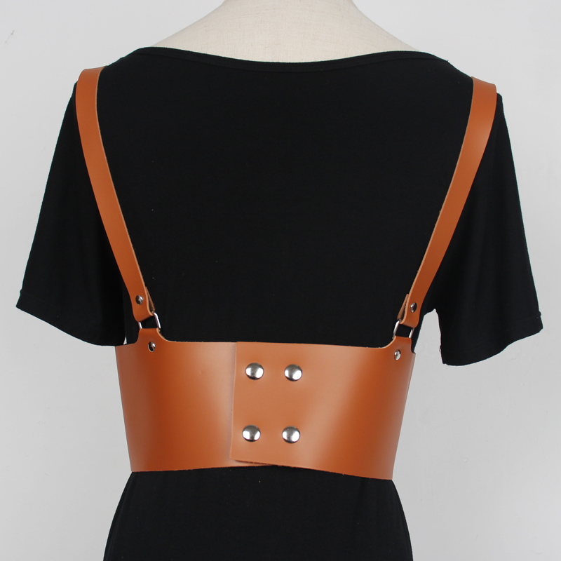 Fashion ladies PU leather adjustable corset belt, trendy accessory for alternative outfits, with stylish snap details.