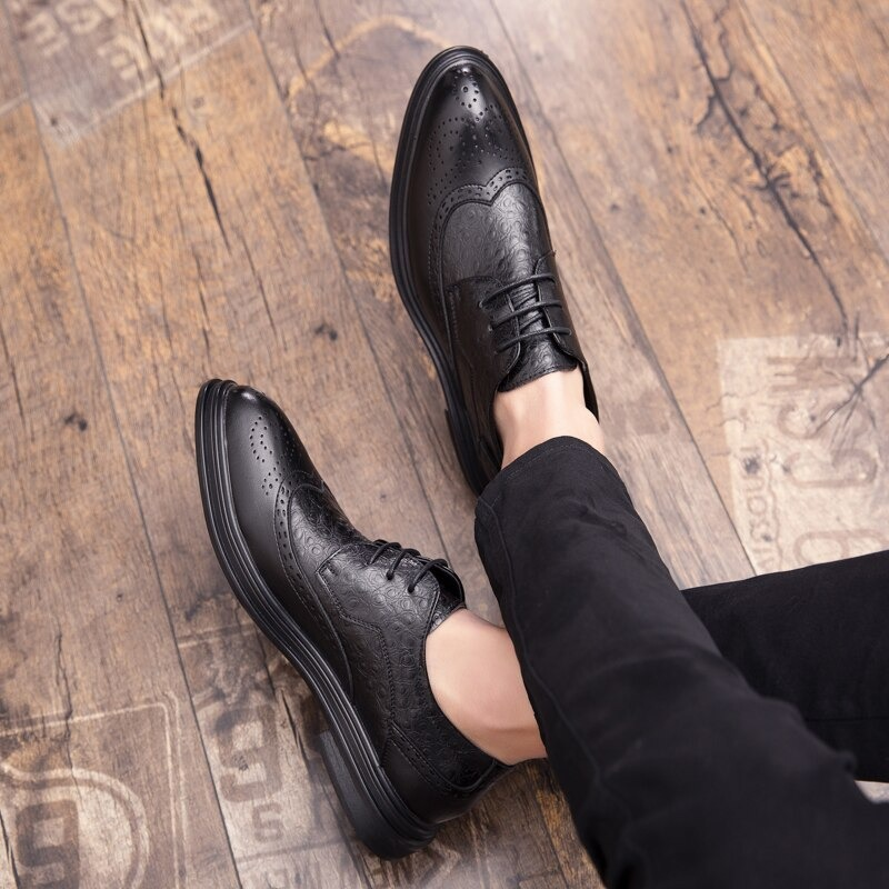Fashion male genuine leather derby shoes in black, showcasing modern casual style and quality craftsmanship.