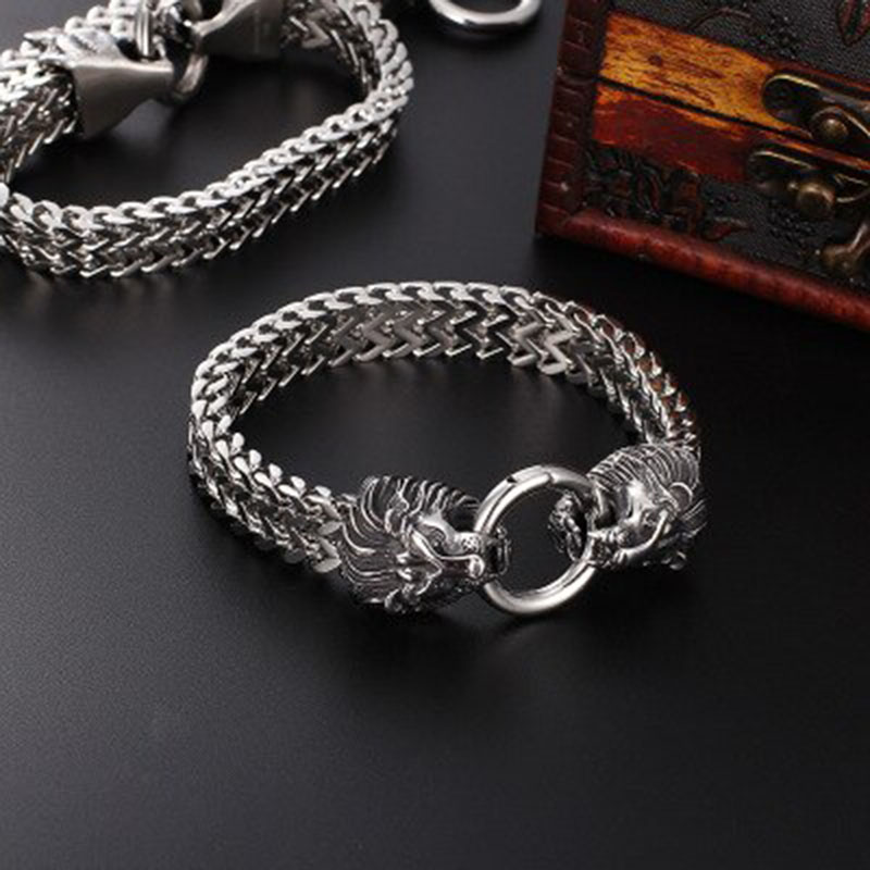 Unisex stainless steel punk rock bracelet with lion head clasp, fashionable link chain jewelry for stylish looks.
