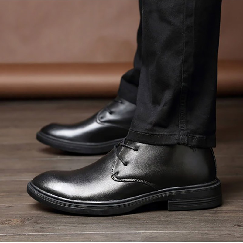 Men's casual lace-up warm genuine leather boots in sleek black style.