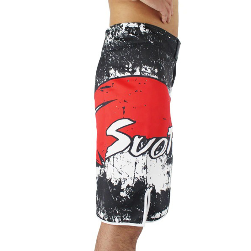 Men's loose training shorts with bold red and black skull print, perfect for gym sessions and casual wear.