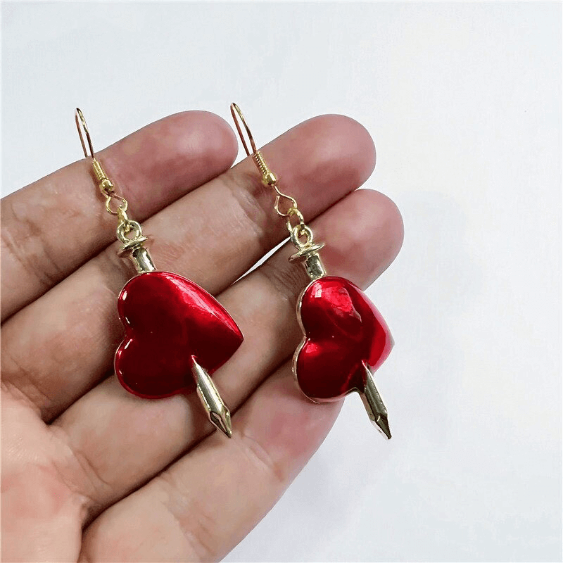 Fashion One Arrow Pierced Red Heart Earrings / Gothic Style Women's Earrings