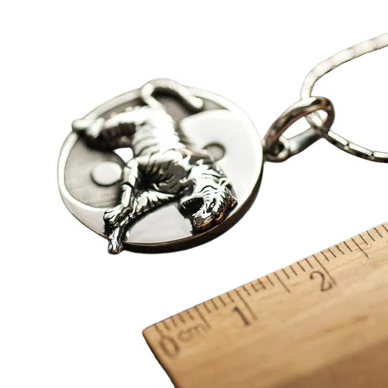 Unisex retro jewelry pendant featuring a silver tiger design with a yin-yang motif, perfect for stylish outfits.