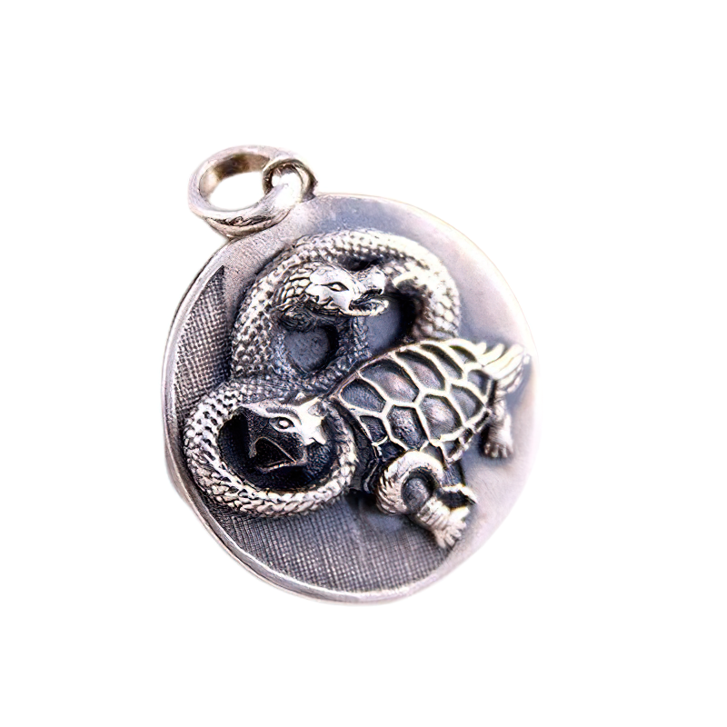 Sterling silver retro pendant featuring mythical beasts, a symbol of style and elegance for any unisex outfit.