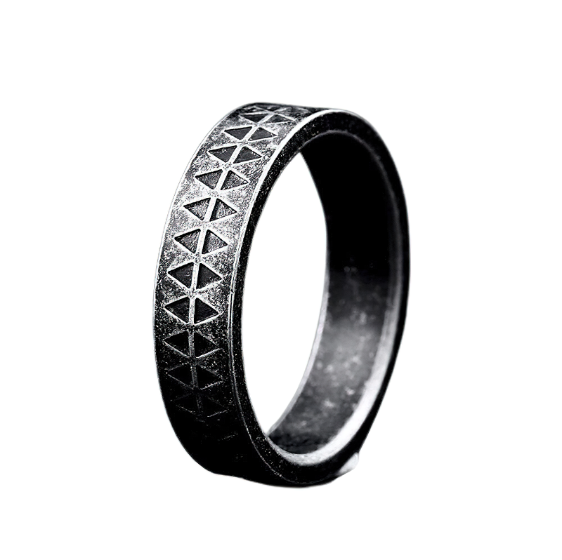 Unisex vintage stainless steel ring with a stylish geometric pattern, perfect for completing any outfit.