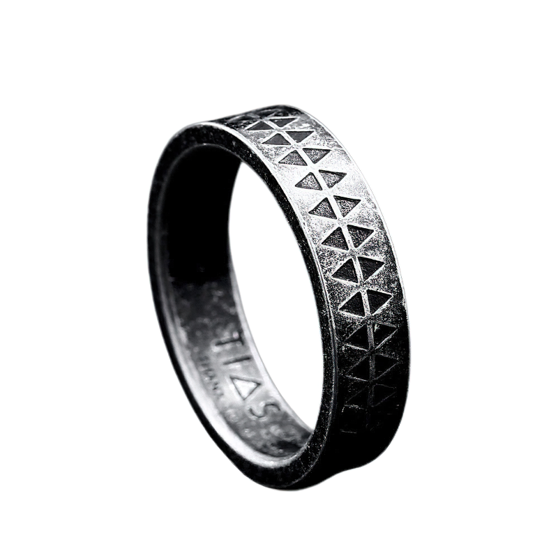 Unisex vintage stainless steel ring with geometric pattern, stylish accessory for men and women.