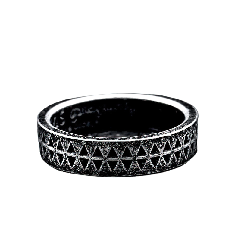 Unisex stainless steel ring with a vintage pattern, perfect accessory for any stylish outfit.