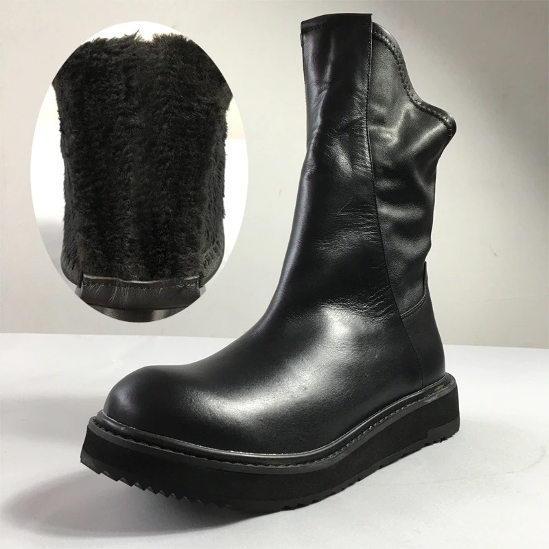 Men's warm mid-calf biker boots in genuine leather with a flexible sole, featuring a stylish design and optional fur lining.