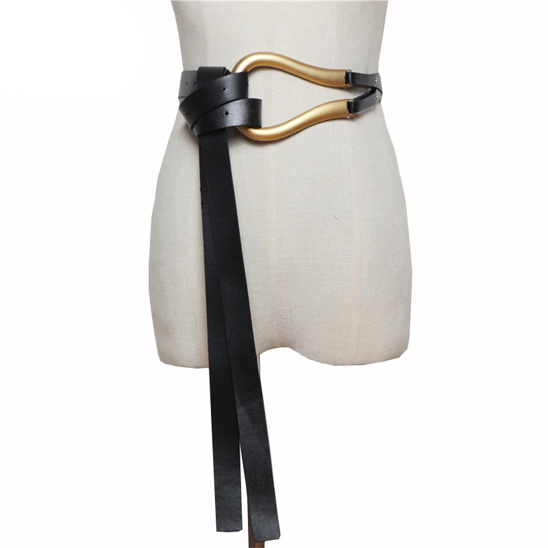 Fashion women's PU leather belt with a stylish gold buckle, perfect for versatile outfit styling.