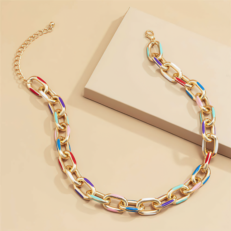Trendy Women's Chunky Aluminium Chain Necklace in multicolor design, perfect for any outfit.