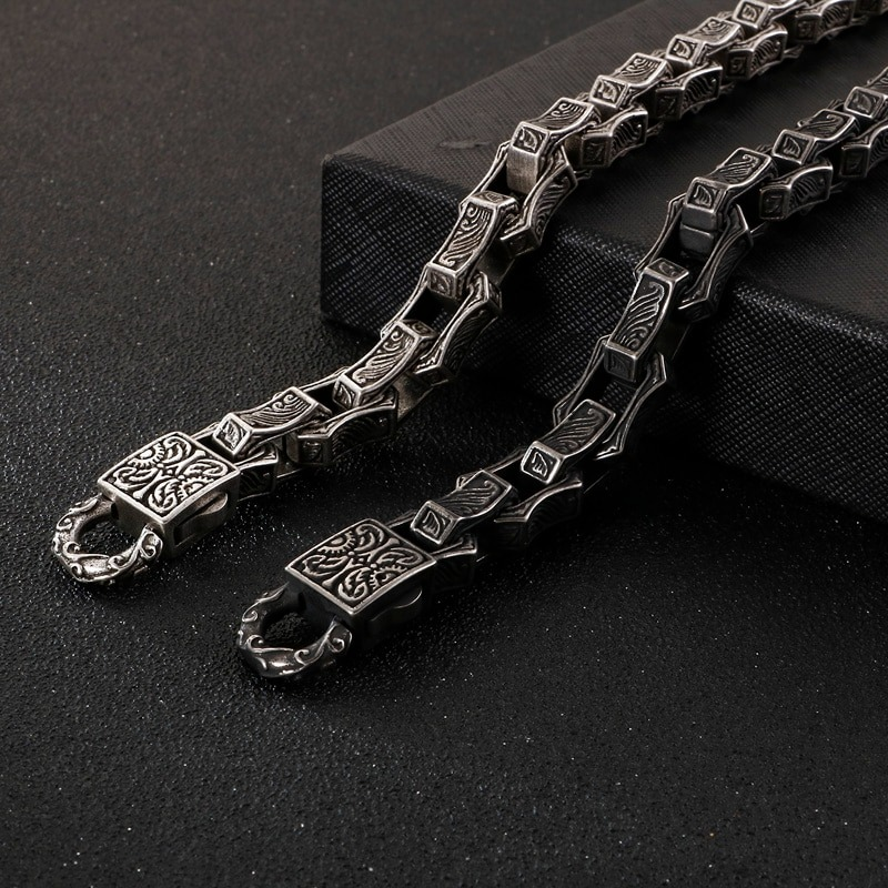 Vintage engraving square bracelet made of stainless steel with punk style chain design.