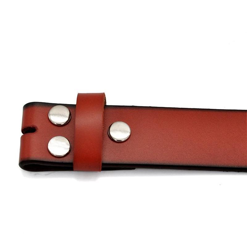 Genuine leather belt without buckle for men and women featuring metal details in a stylish design.