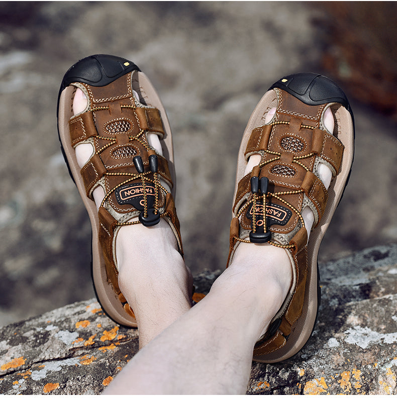 Brown male genuine leather sandals with buckle straps, perfect for summer beach outings and casual outdoor fashion.