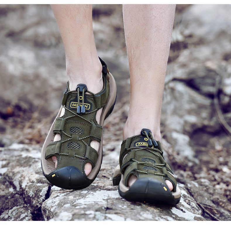 Men's olive green sandals featuring a breathable design, perfect for outdoor adventures and summer beach outings.