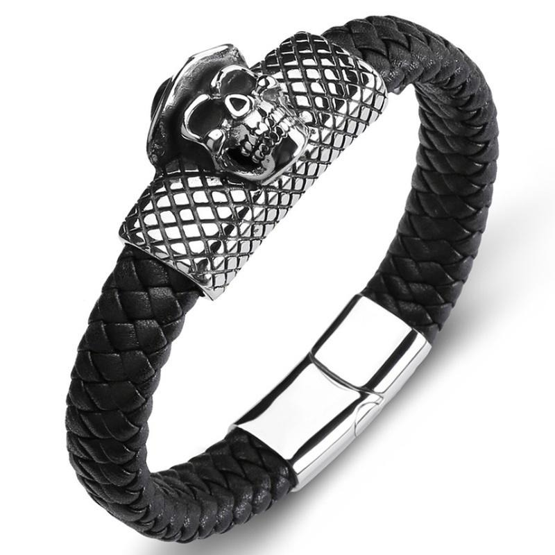 Glamour men's leather skull bracelet with magnet clasp, perfect for punk rock style accessories.