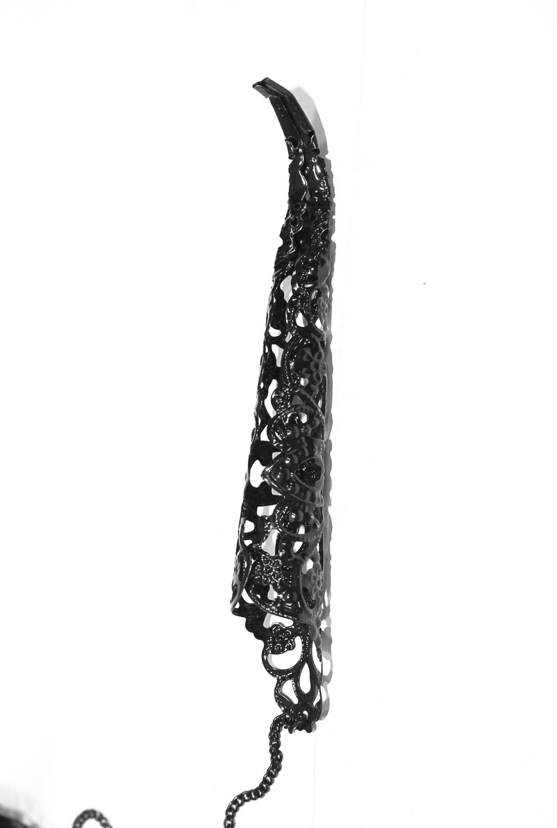 Gothic black finger cover bracelet with lace design and chains, perfect for stylish goth outfits.