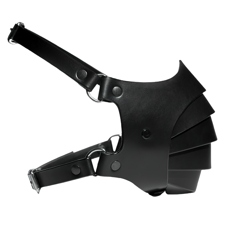 Gothic black mask for men and women, adjustable polyester cosplay mask with layered design, perfect for steampunk style.