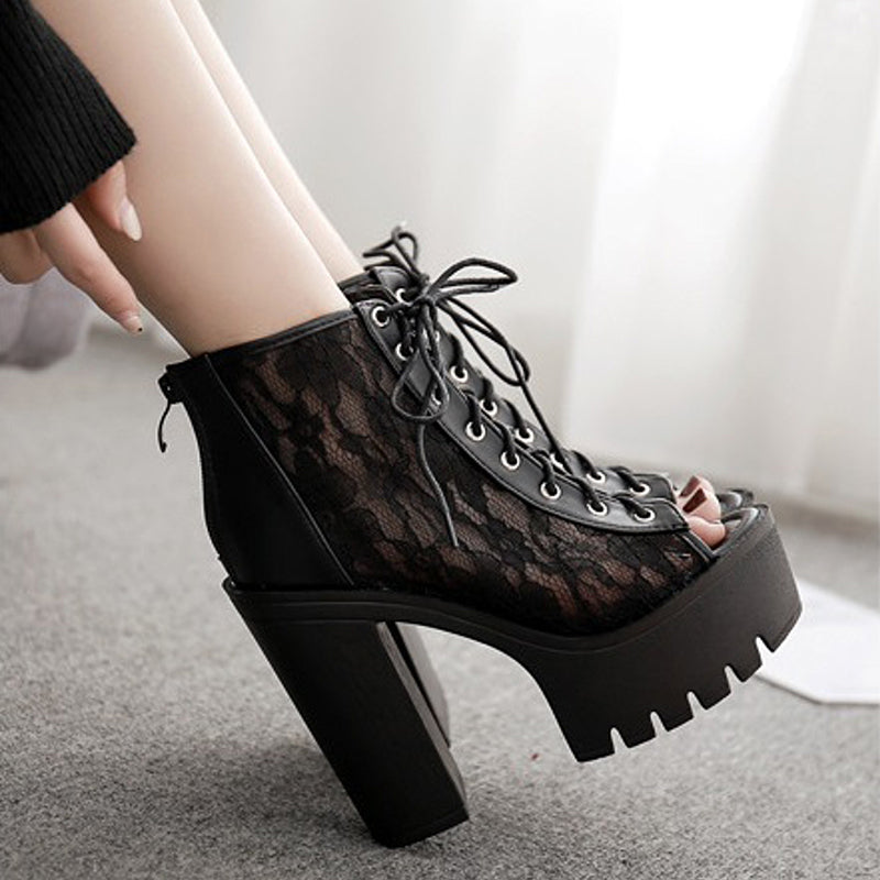 Gothic black lace open sandals with thick square heels, perfect for alternative rock style outfits.