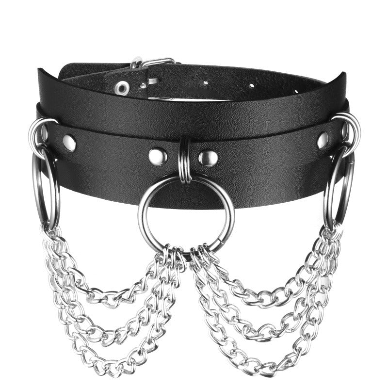 Gothic choker with chain and O-ring, featuring a double-layered black leather design for edgy fashion.