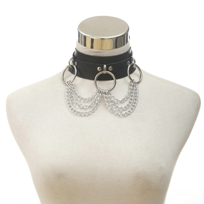 Stylish Gothic choker with silver chains and rings, perfect for edgy fashion statements and rock looks.