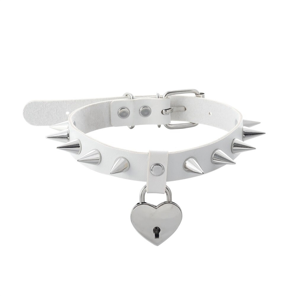 Gothic heart choker in white PU leather with silver spikes and heart-shaped lock pendant.